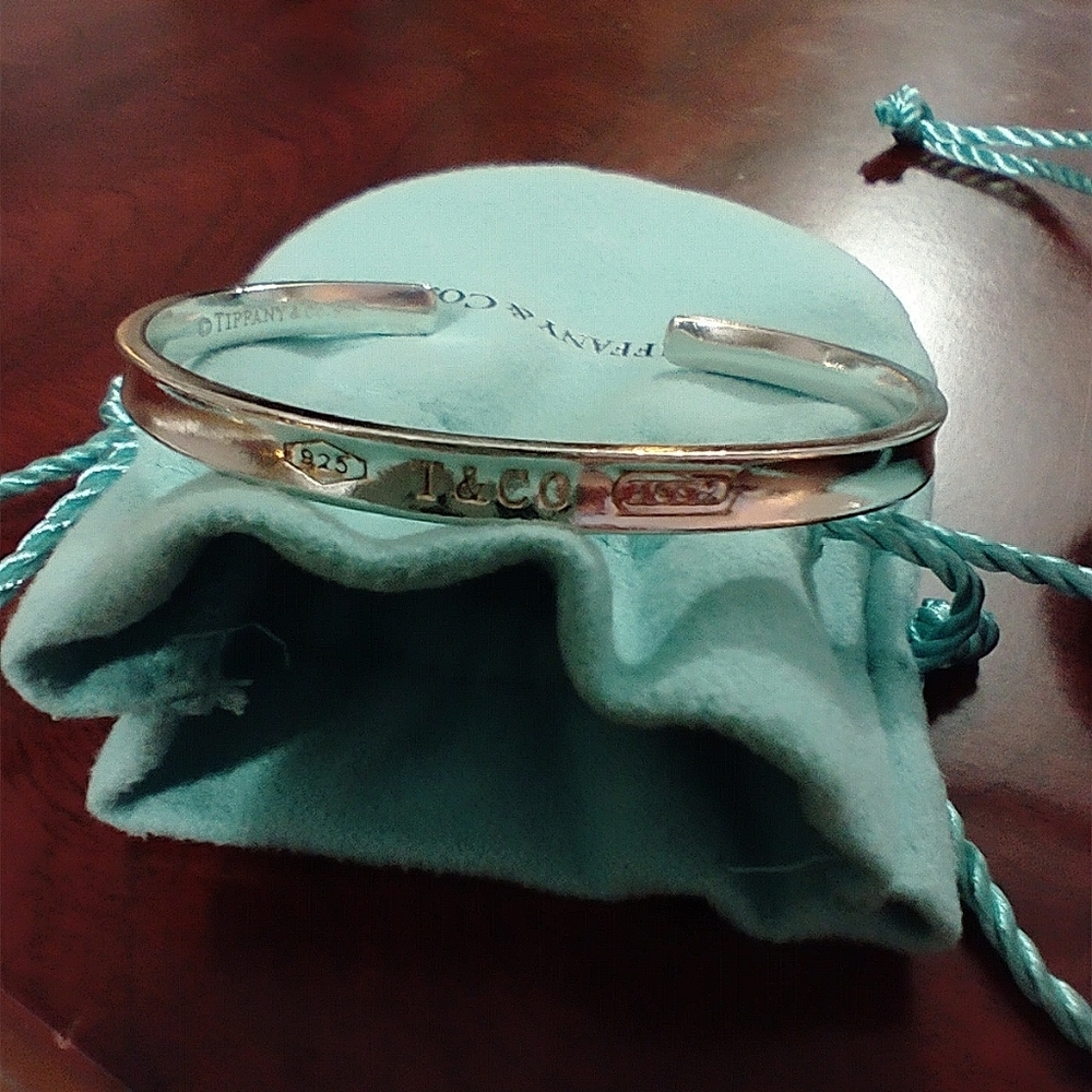 Tiffany&Co Narrow Cuff